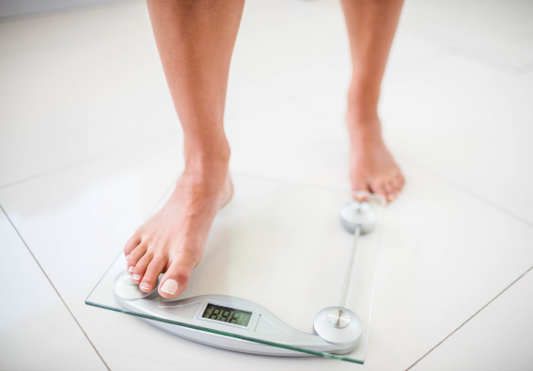 プロテインは痩せるの？ダイエットとの関係を分かりやすく解説